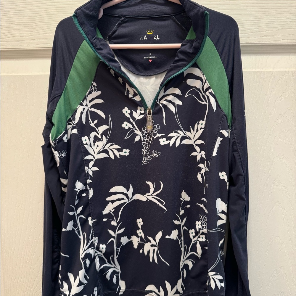 Kastel Denmark Equestrian Girls sunshirt riding top. Size Small.